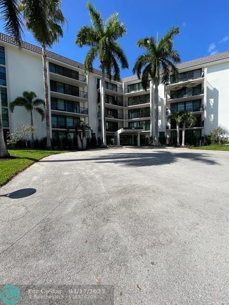 Building Photo - 1101 River Reach Dr