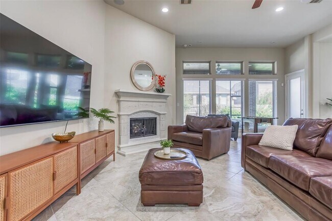 Building Photo - 29114 Davenport Dr