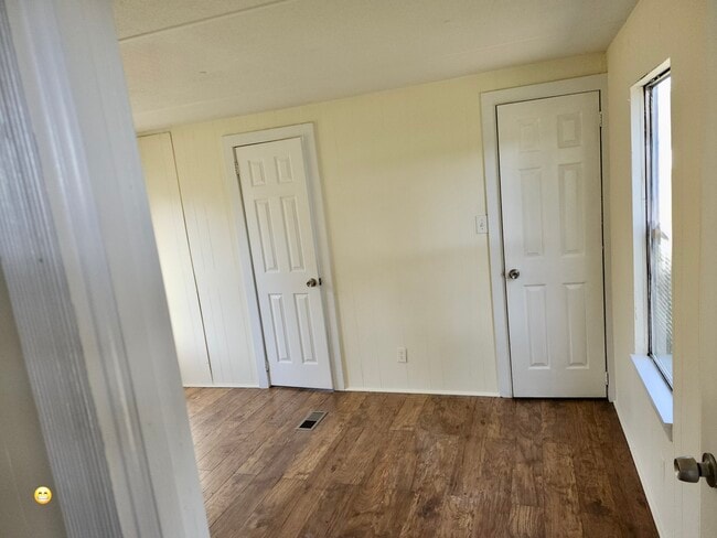 Building Photo - 658 Rices Creek Rd