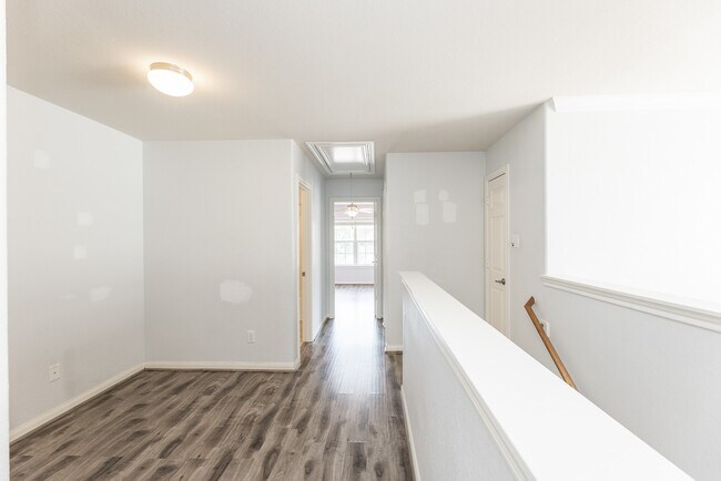 Building Photo - 24662 Folkstone Cir