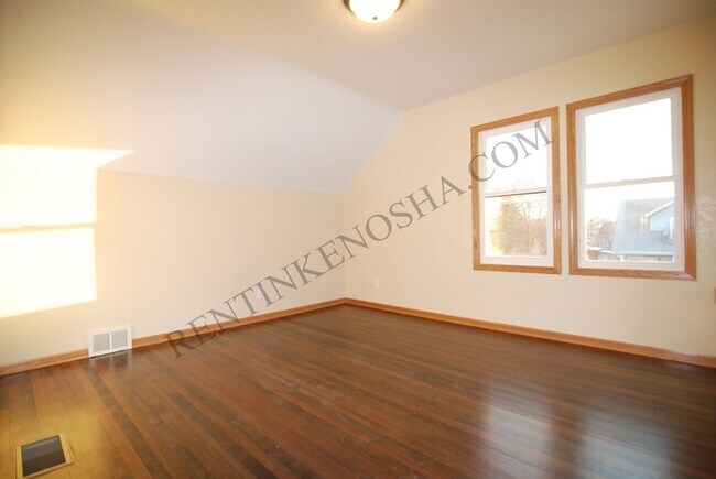 Building Photo - 4812 25th Ave