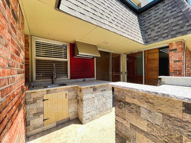 Building Photo - 2603 NW 50th St