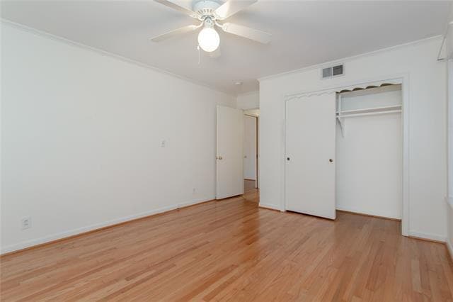 Building Photo - 6525 E Mockingbird Ln