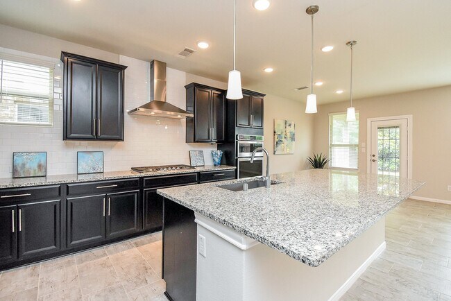 Building Photo - 24918 Meadowthorn Crest Ln