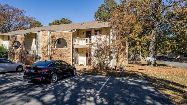 Building Photo - 101 Pine Forest Dr