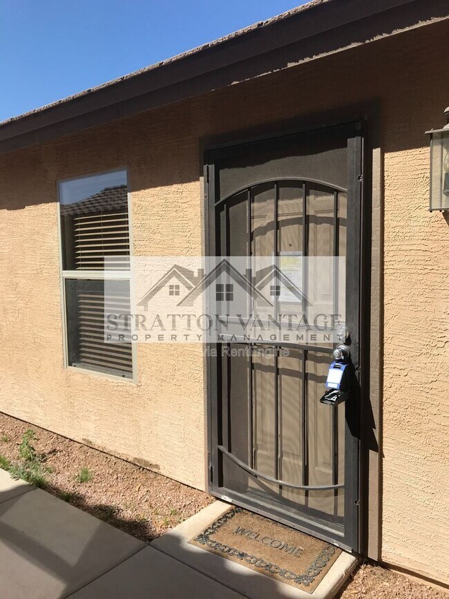 Building Photo - 42006 W Anne Ln