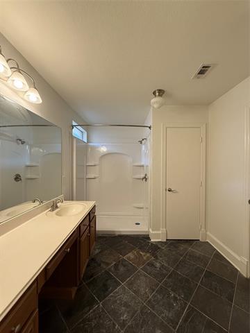 Building Photo - 9301 Leesburg Ct