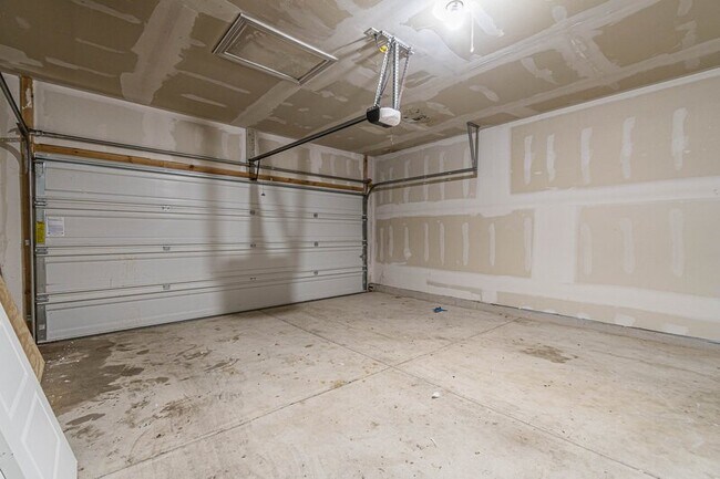 Building Photo - 15431 Daystar Pass