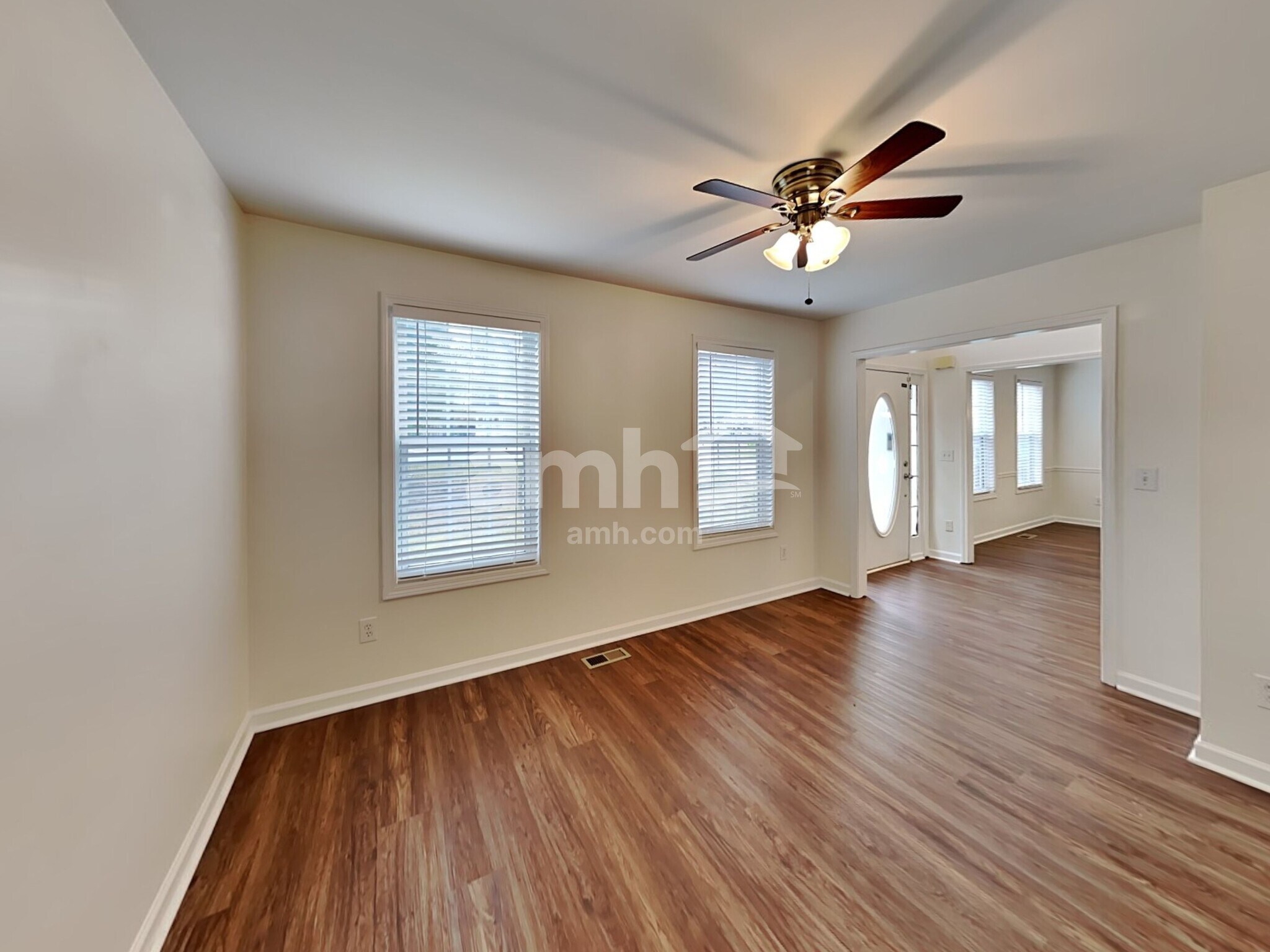 Building Photo - 714 Ridgewood Way