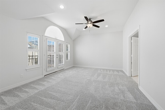 Building Photo - 5515 Crooms St