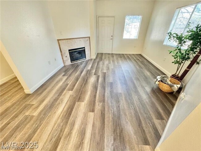 Building Photo - 5250 S Rainbow Blvd