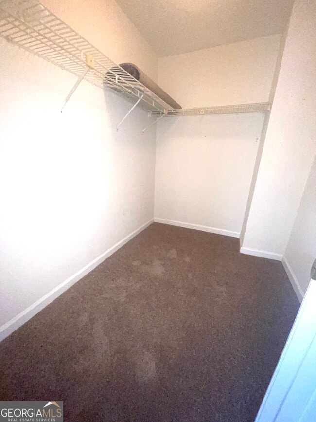 Building Photo - 2539 Oakridge Pl