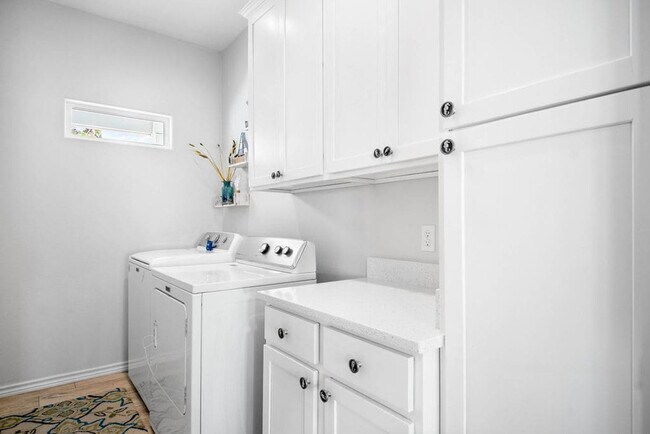 Building Photo - 156 Royal Sands Blvd