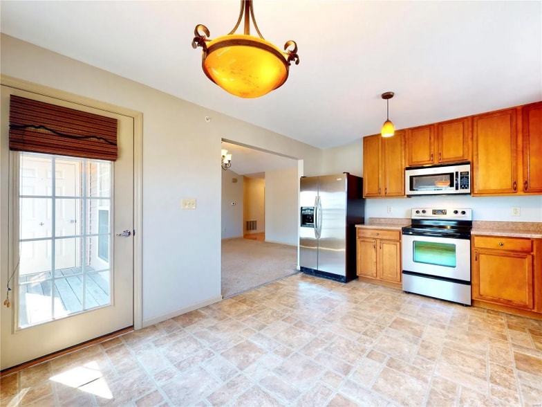 Building Photo - 5132 Welsh Dr