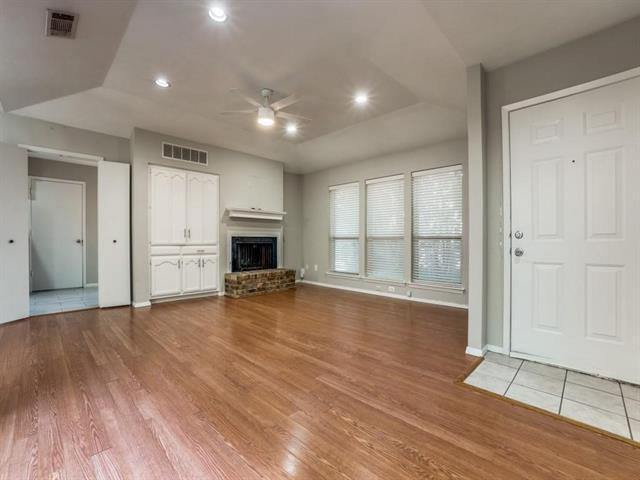 Building Photo - 3042 Airhaven St