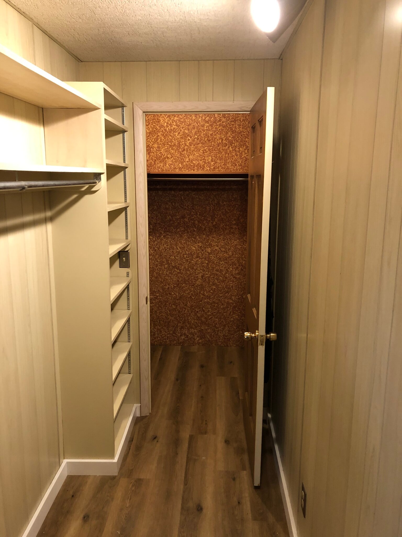 Building Photo - 537 N Derr Dr