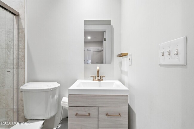 Building Photo - 14 Norwood Ct