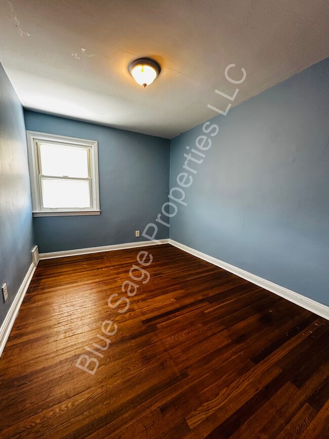 Building Photo - Beautiful 3 Bedroom 1 Bath in Upper Darby