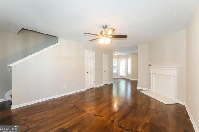 Building Photo - 6961 Mahonia Pl