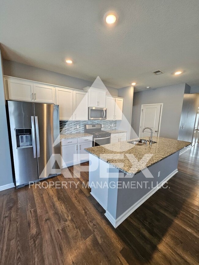 Building Photo - Stunning 5 Bd / 3.5 Ba 2-Story Single Family home in Hardin Valley!