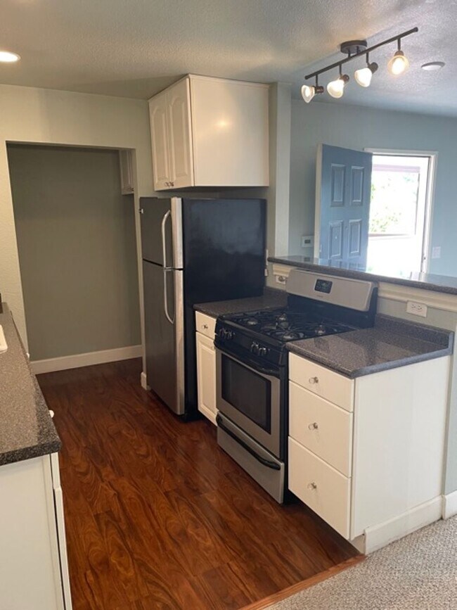 Building Photo - 8201 Camino Colegio