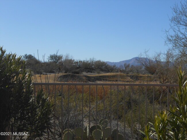 Building Photo - 14048 E Fairway Bluff Ct