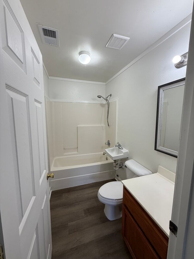 Building Photo - 3 Bedroom 1 Bath home in Millington