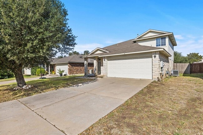 Building Photo - 3769 Castle Rock Dr