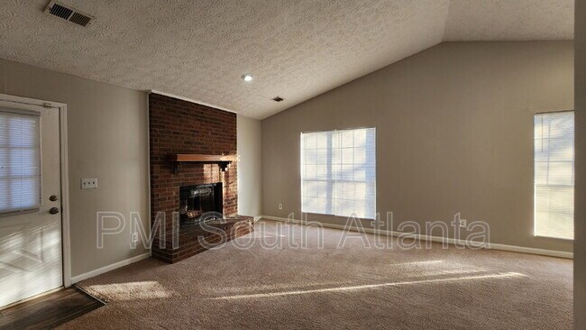 Building Photo - 5426 Glen Haven Dr