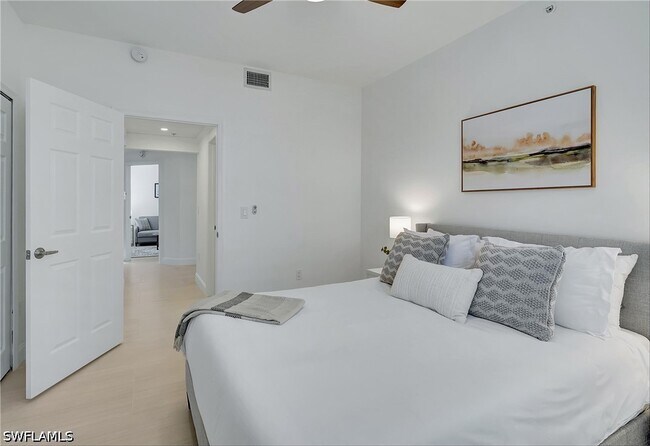 Building Photo - 2165 Arielle Dr