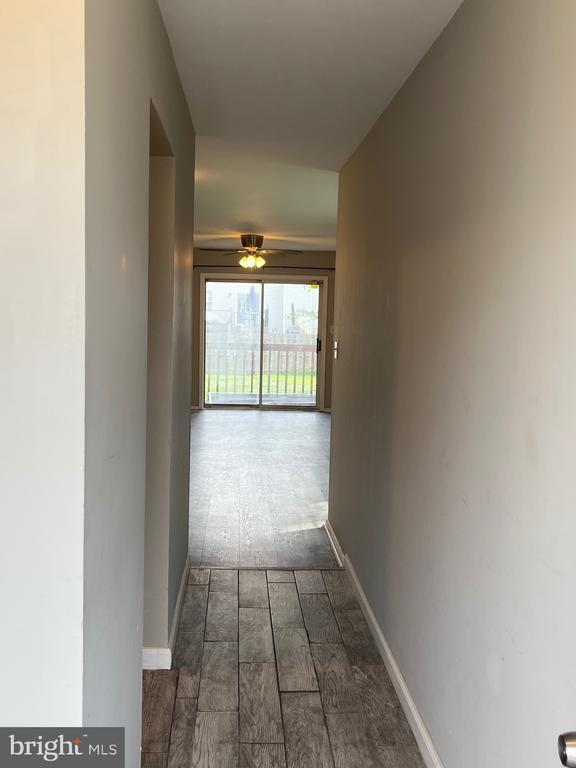 Building Photo - 815 Woodchip Rd