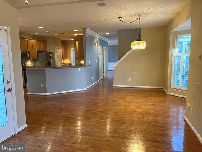 Building Photo - 209 Misty Pond Terrace