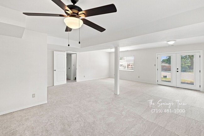 Building Photo - 1239 Suncrest Way