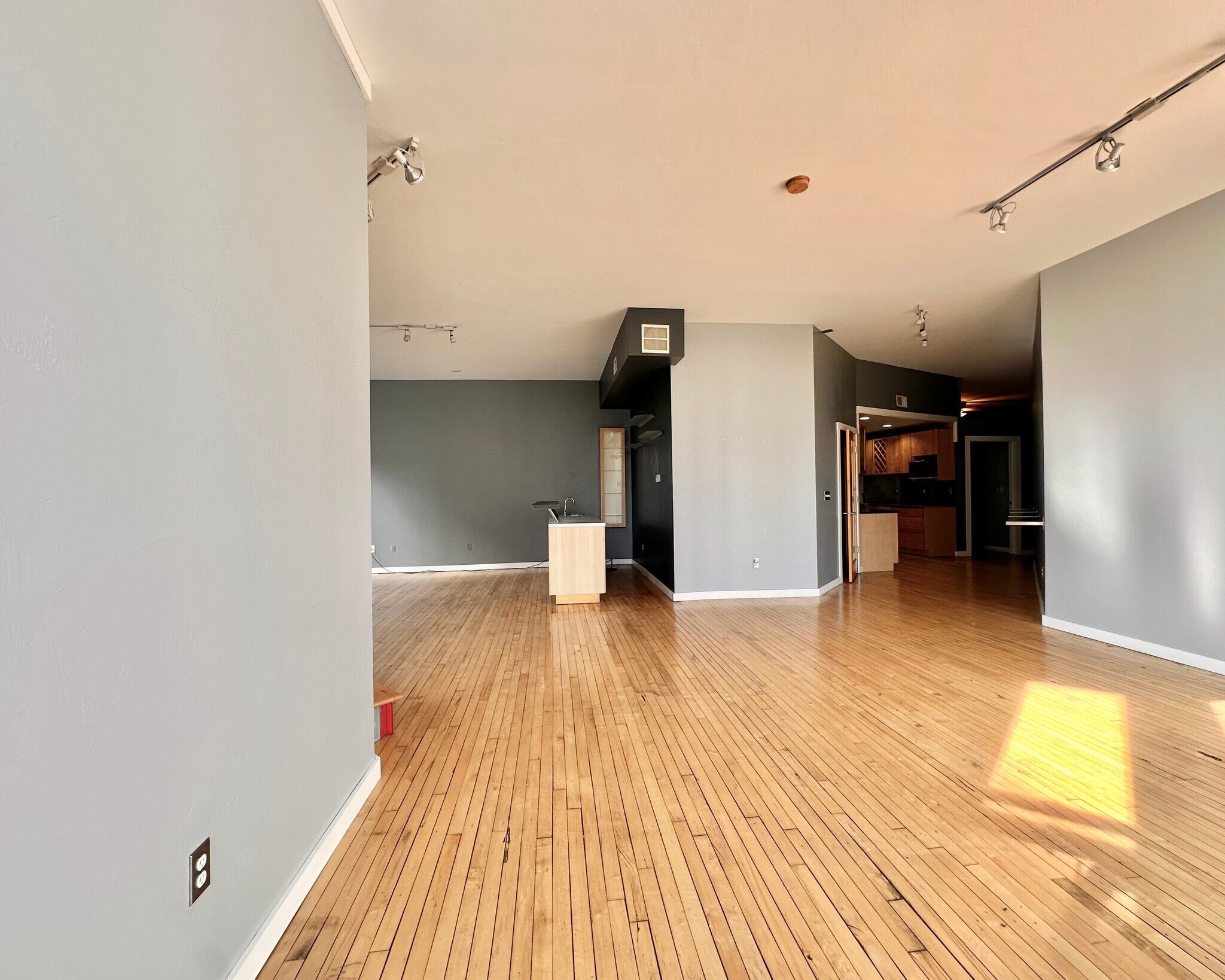 Building Photo - 108 W Wells St