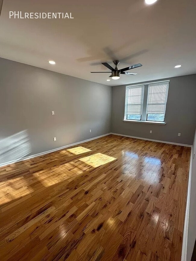 Building Photo - 7057 Cresheim Rd