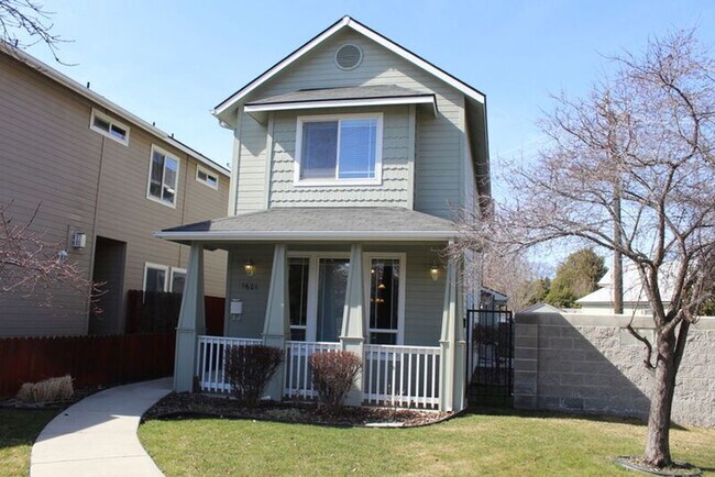 Building Photo - 1601 S Euclid Ave