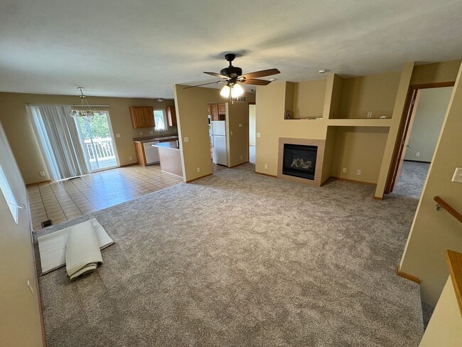 Building Photo - 6834 Whitewater Ln