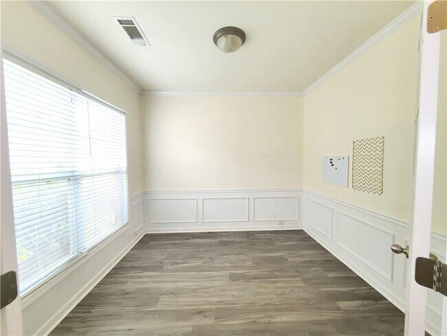Building Photo - 3362 Briaroak Dr