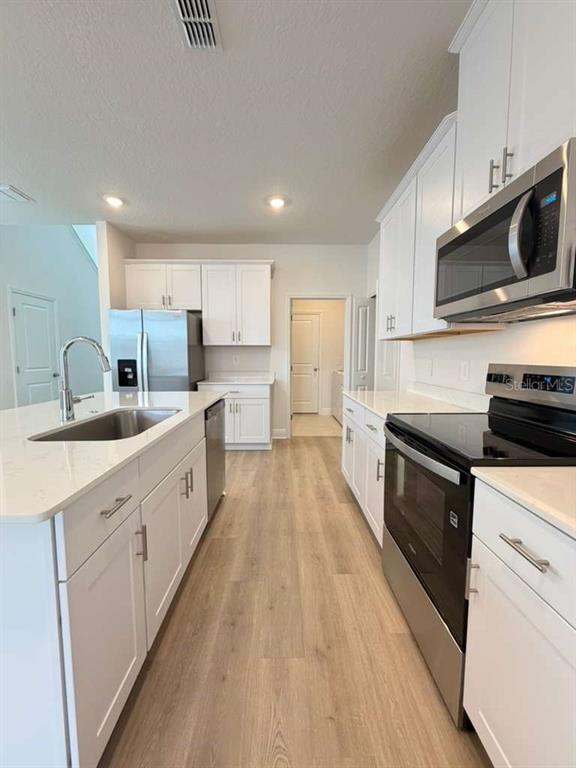 Building Photo - 2265 Hen Rd