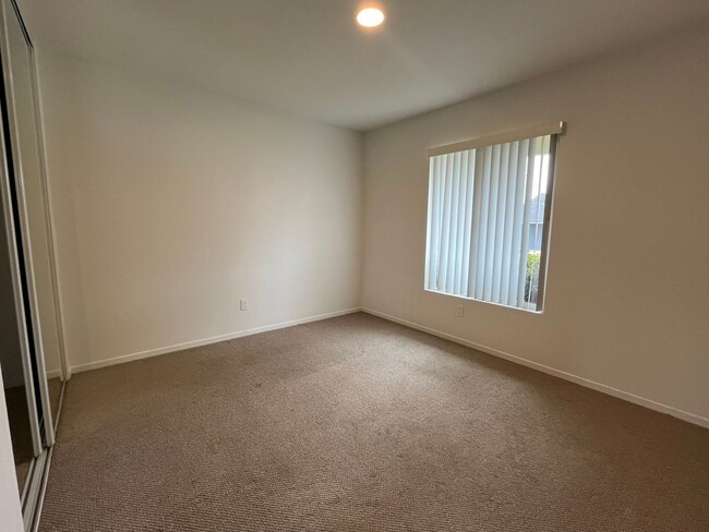 Building Photo - Perfect Home In A Cul De Sac ~ 3 Bedroom /...