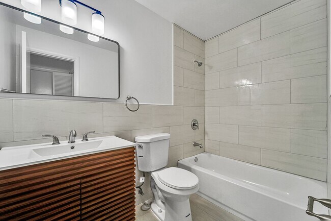 Building Photo - 3283 Coral Hills Dr