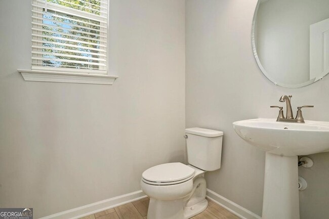 Building Photo - 3170 Washburn St SE