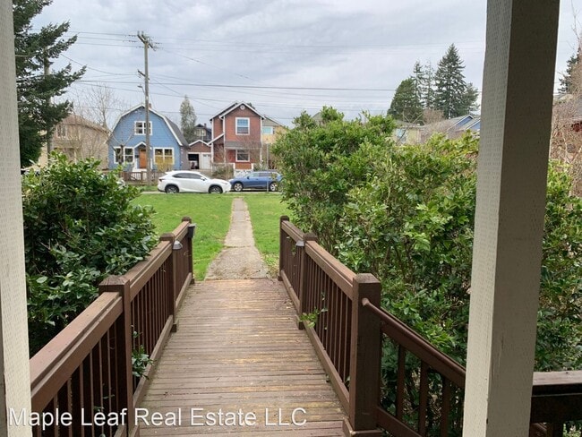 Building Photo - 2 br, 1 bath House - 4224 42nd Ave S