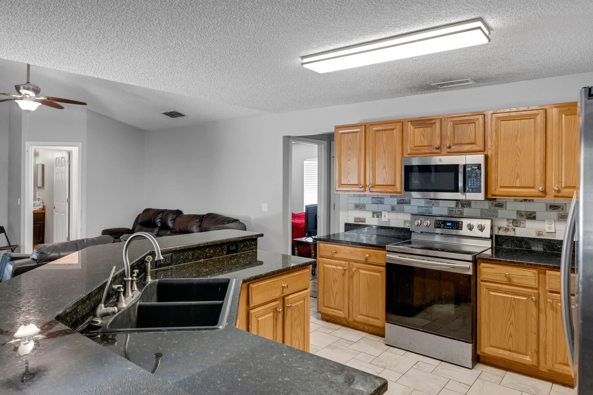 Building Photo - 1432 Saddleridge Dr