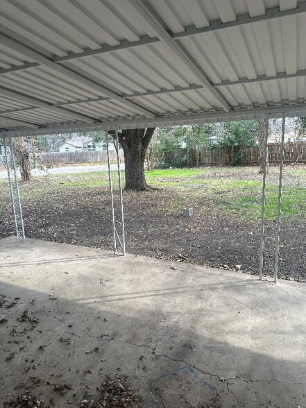 Building Photo - 4200 Harlan Ave