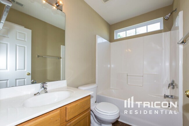 Building Photo - 10838 Traders Ct