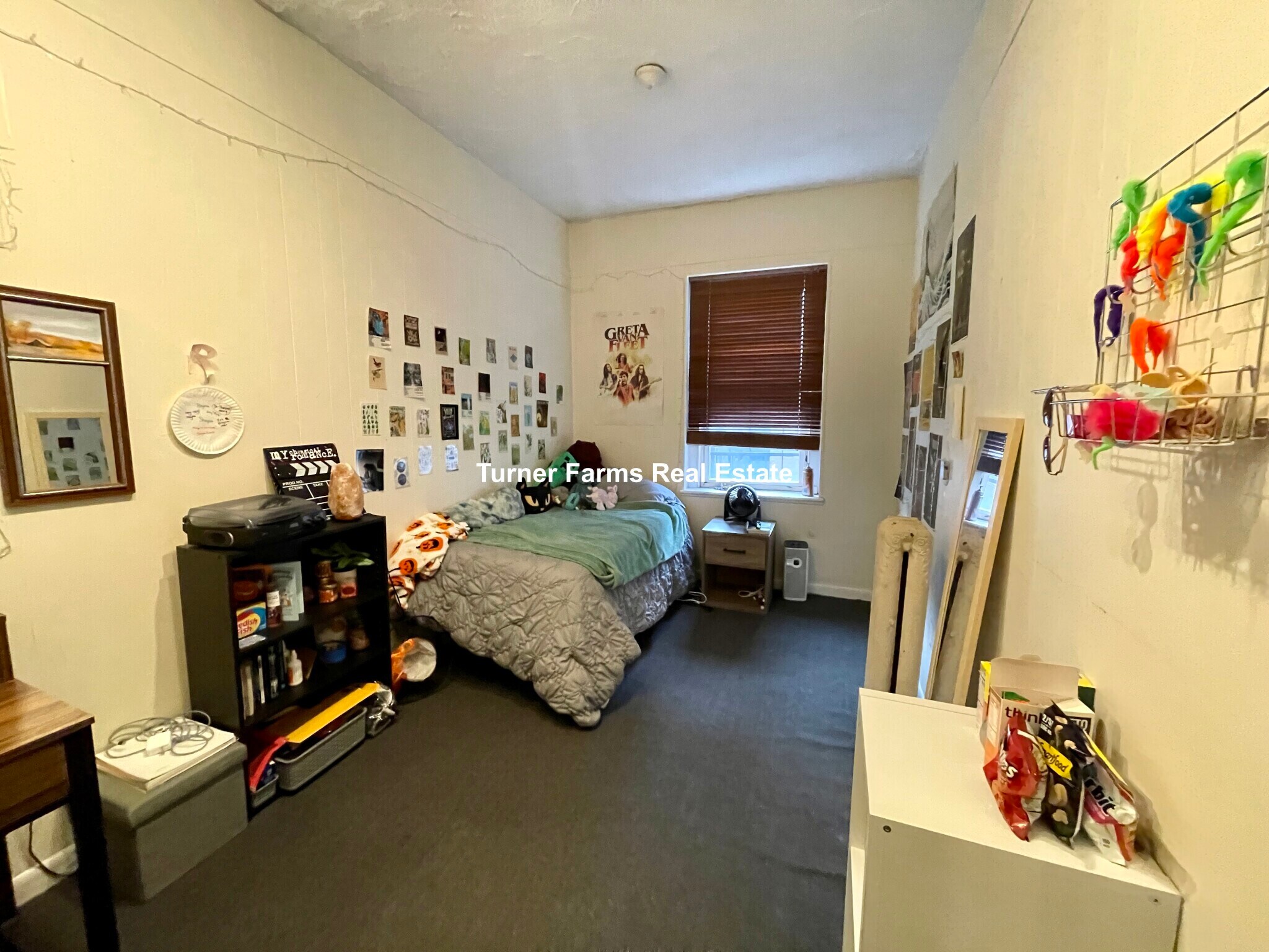 Building Photo - 15 Aberdeen St