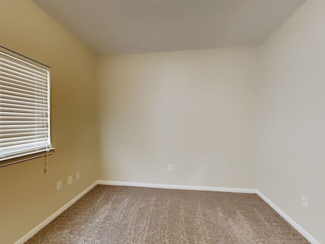 Building Photo - No Application Fees*