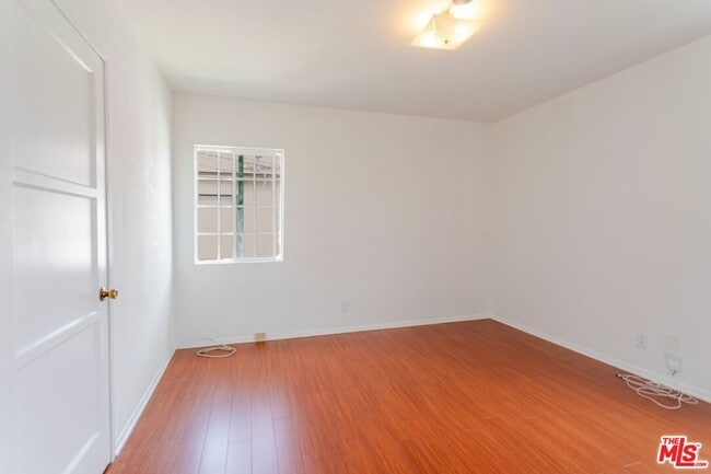 Building Photo - 1708 S Crescent Heights Blvd