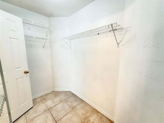 Building Photo - 4695 Prairie Point Blvd